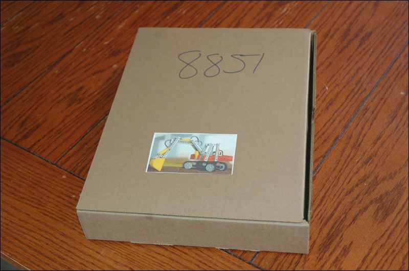 8851_box.jpg