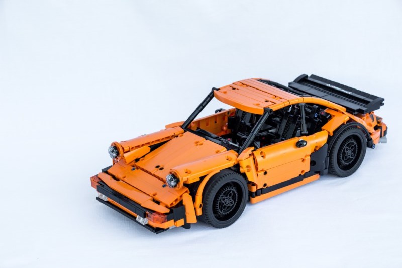 porsche930.jpg