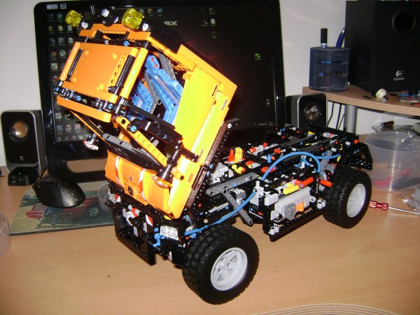 unimog14141414.jpg