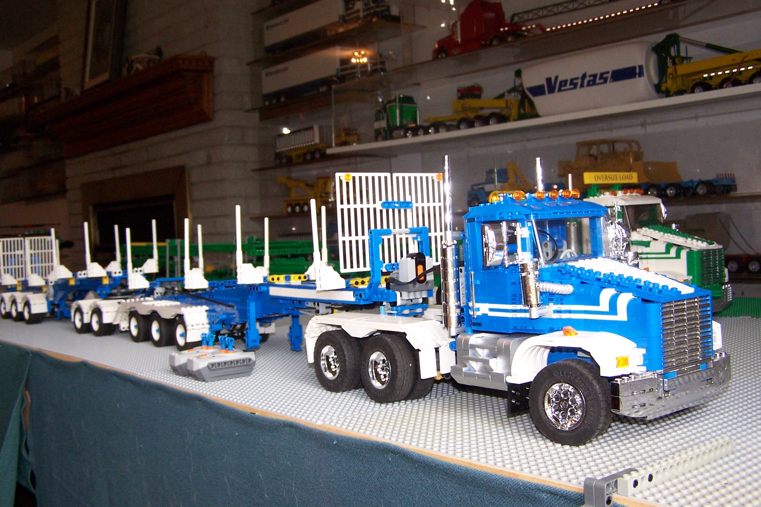 lego_trucks_006.jpg