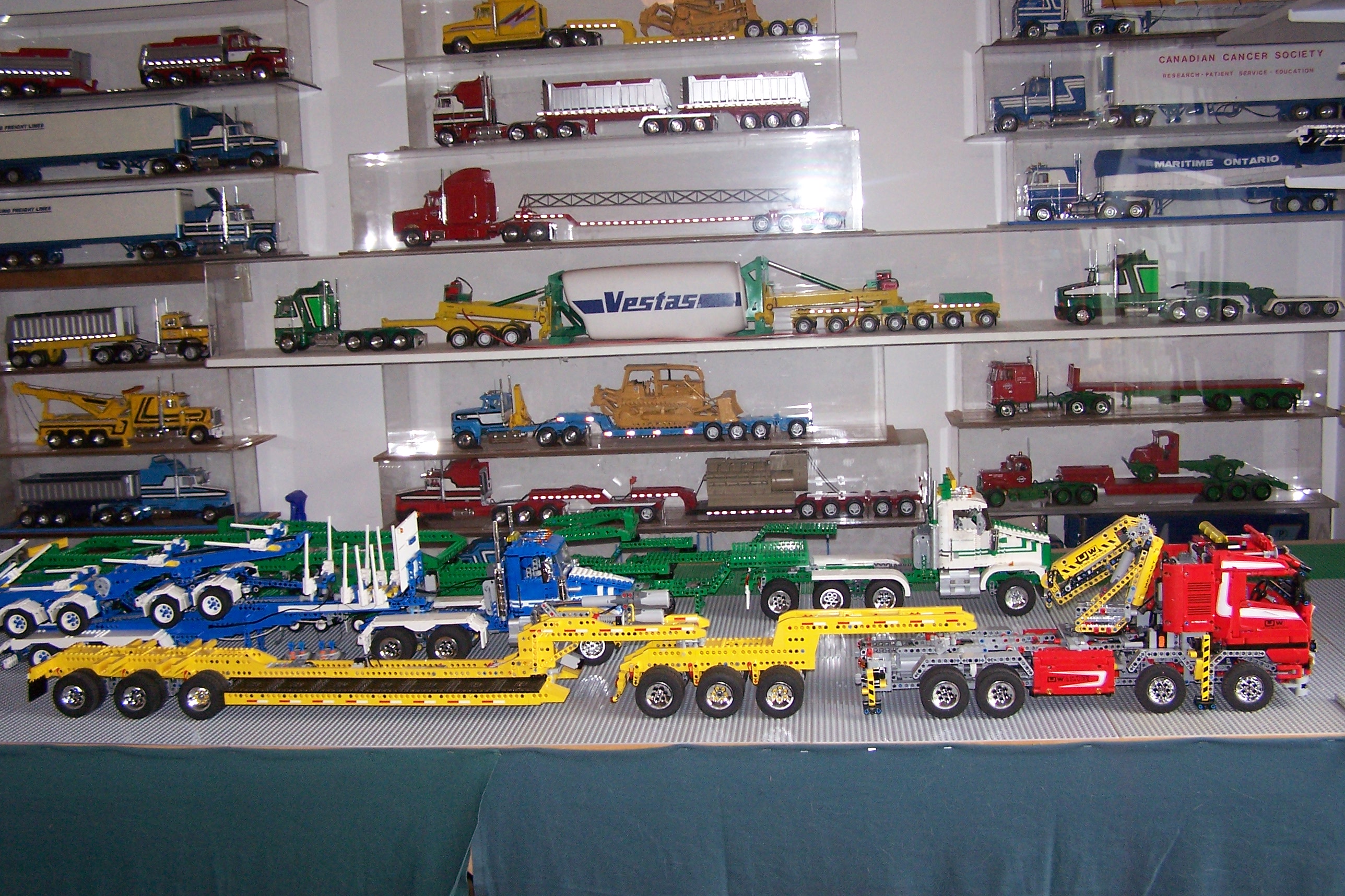 lego_trucks_009.jpg