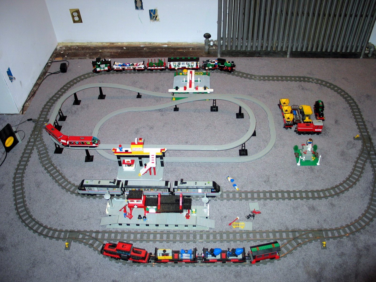 legotrains.jpg