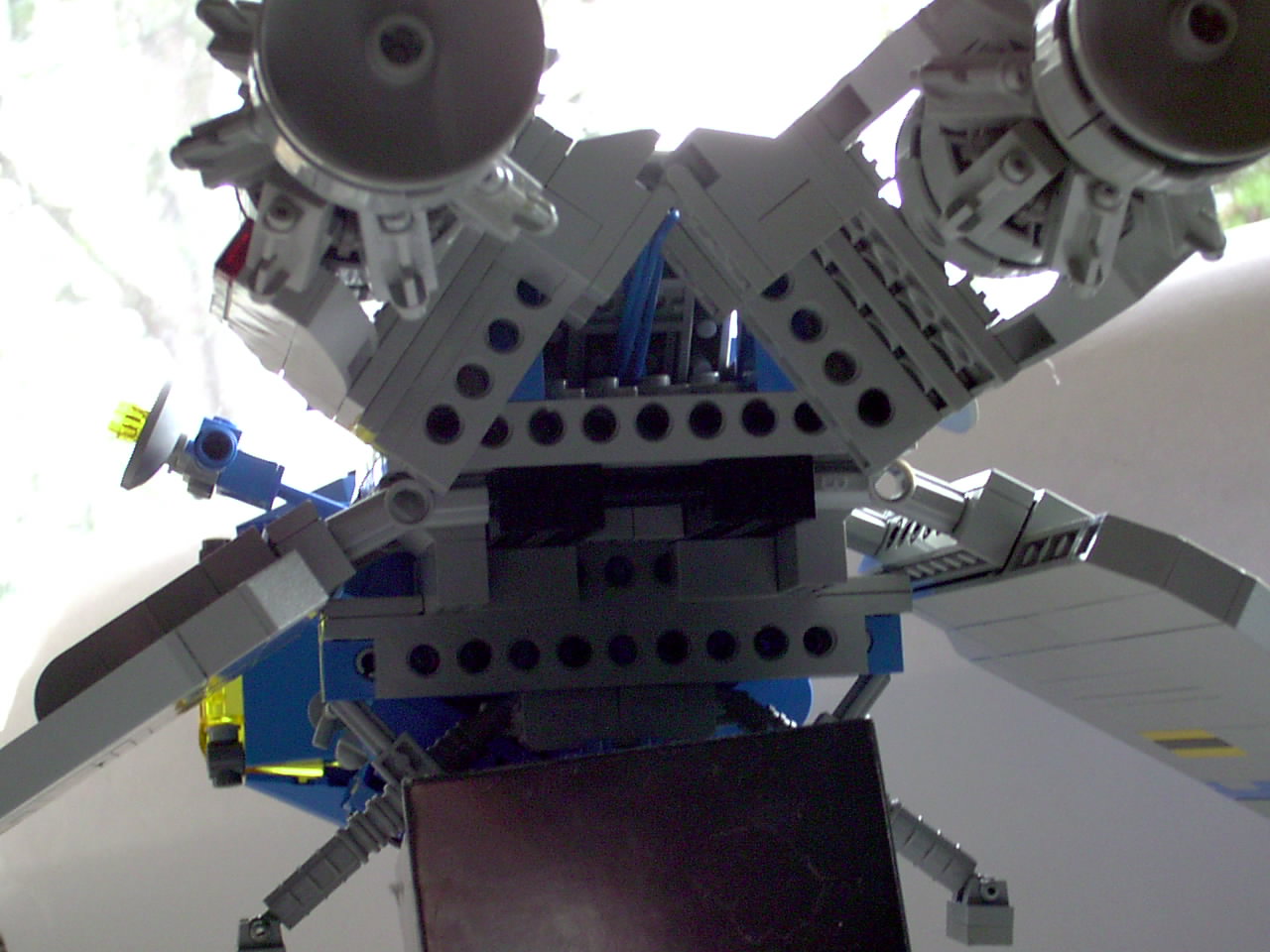 x10_027.jpg