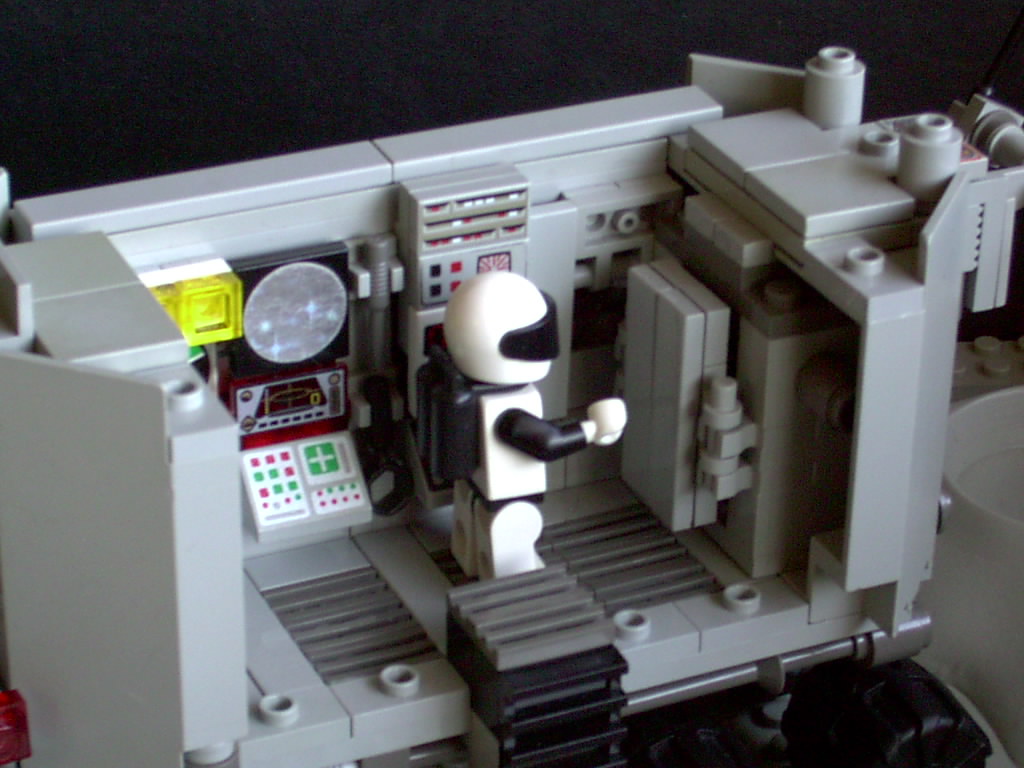 mobilecommandstation_034.jpg