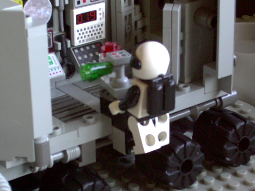 mobilecommandstation_040.jpg