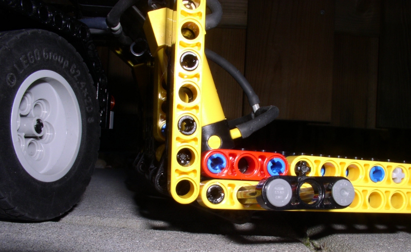 8258_07.jpg