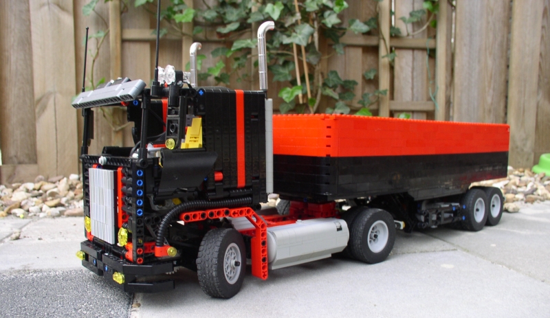 8285_plus_dump_trailer_07.jpg