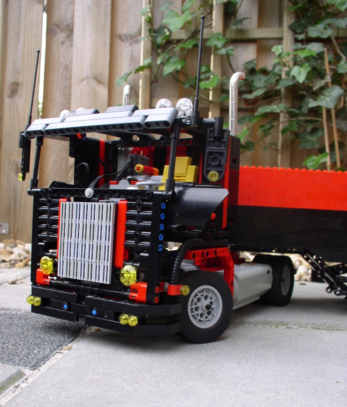 8285_plus_dump_trailer_09.jpg