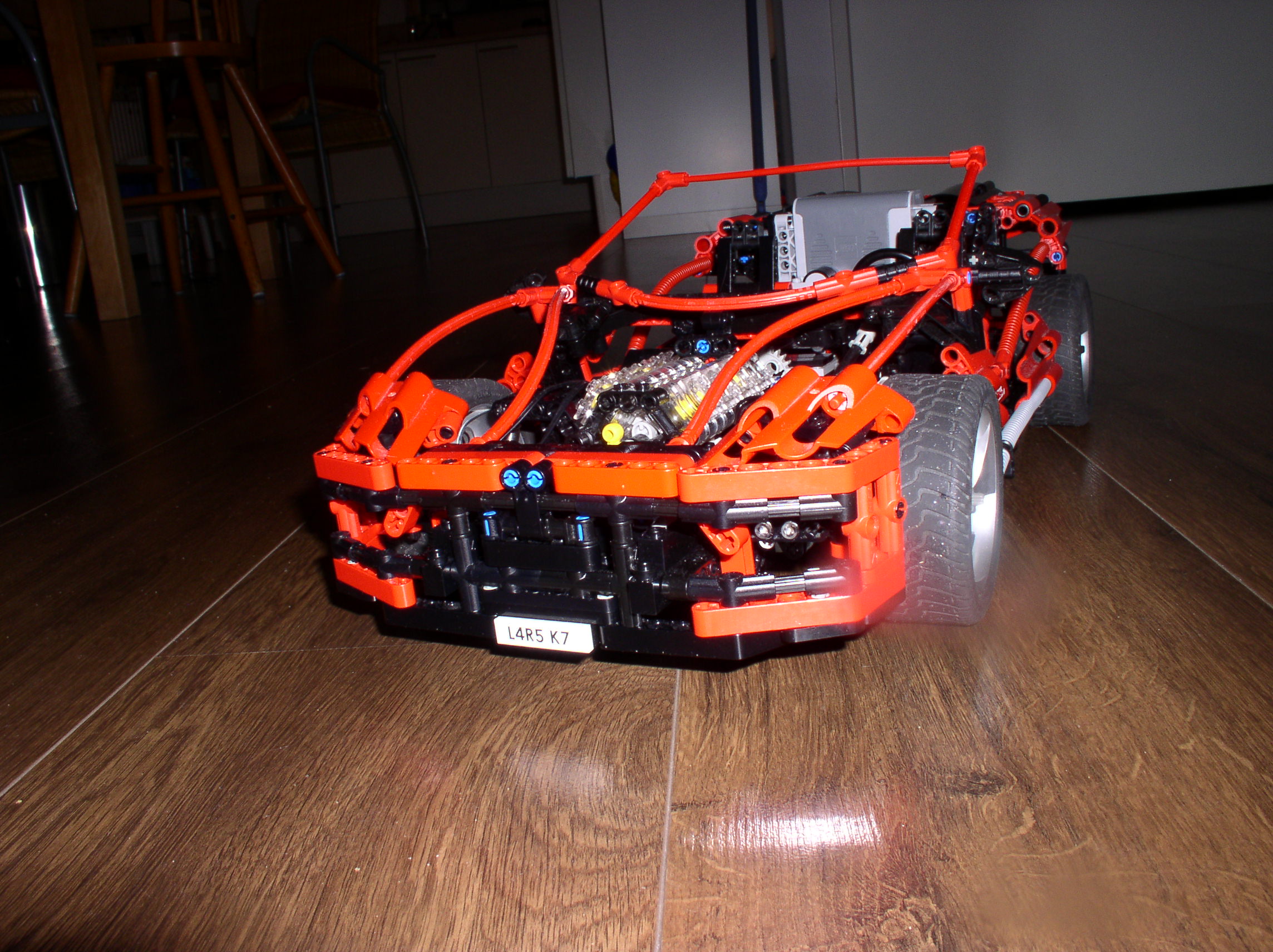 8448-red-car-with-eletrical-motors-02.jpg