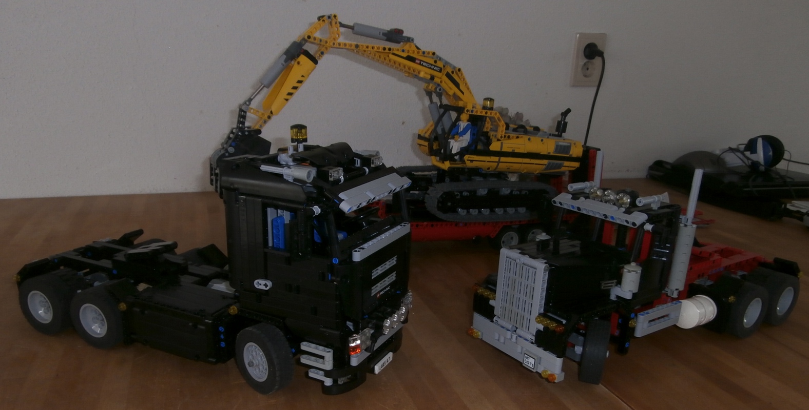 9397-8258-deeploader-8043-13.jpg