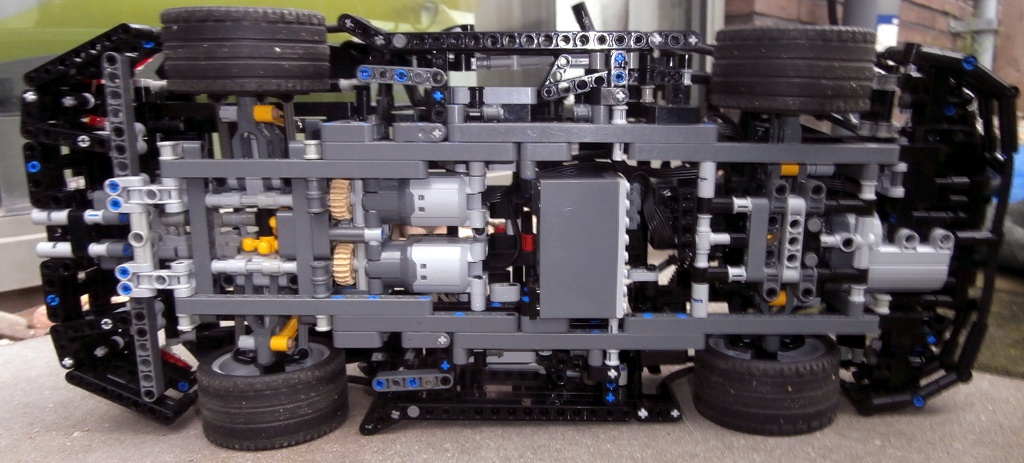 porsche_08.jpg