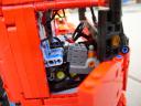 d_truck_front_09.jpg