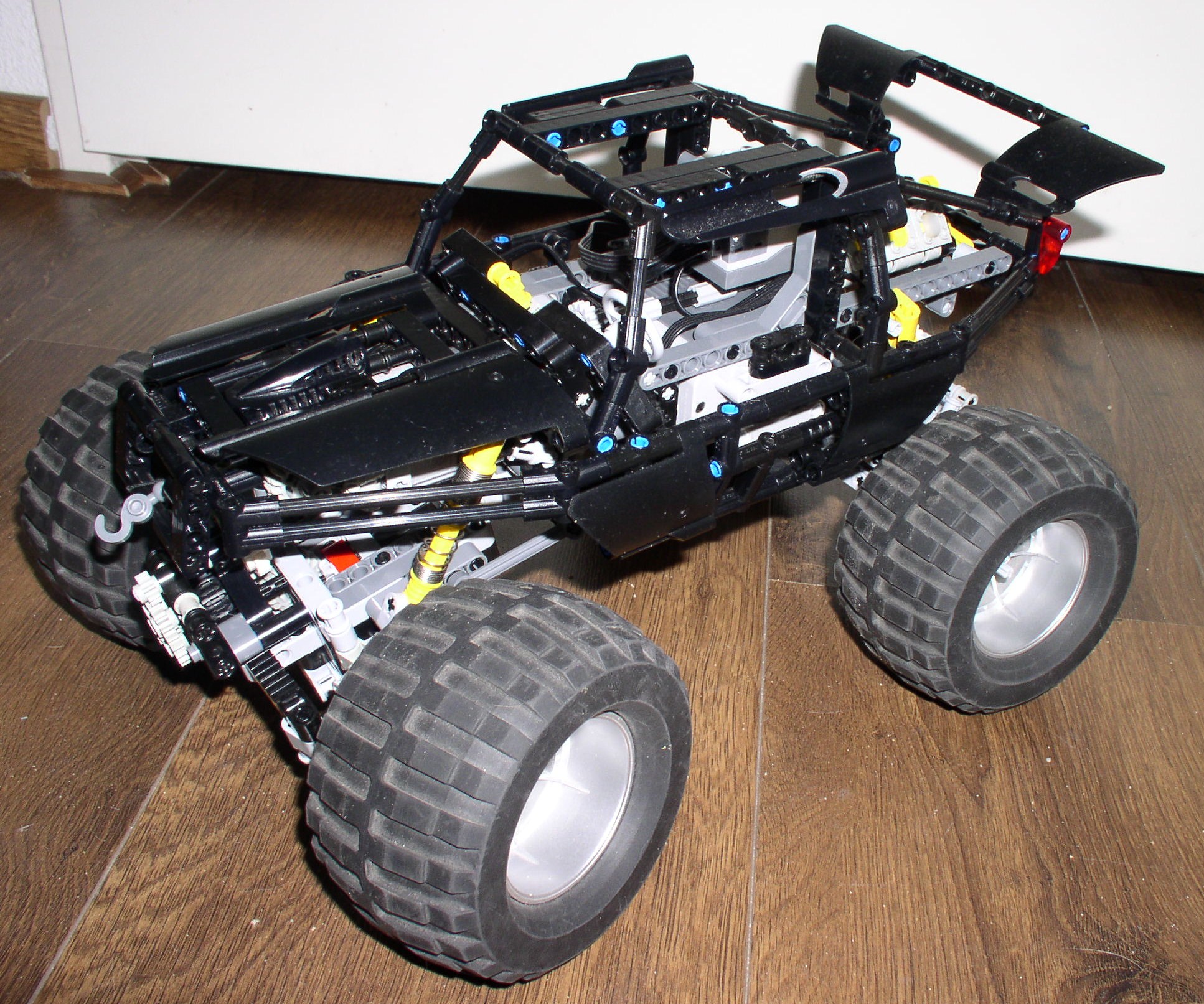 nico71_crawler06.jpg