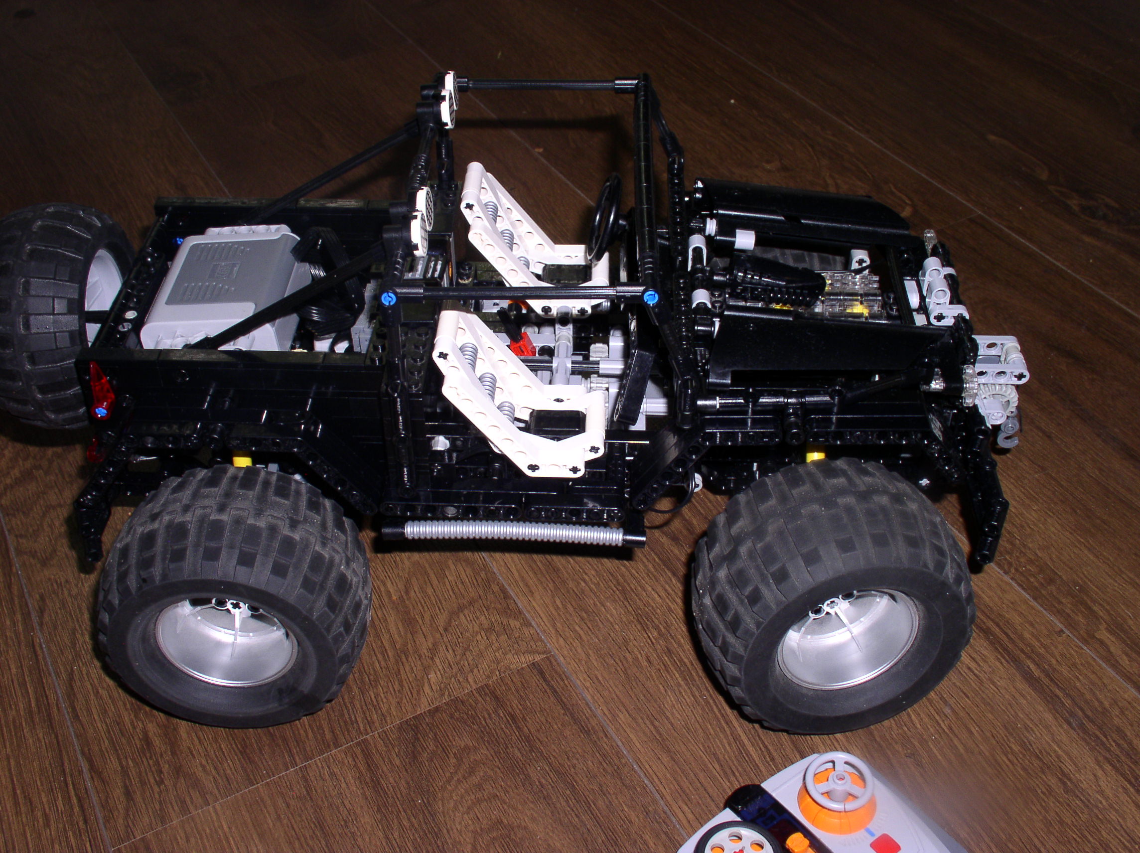 black-jeep-remote-control-22.jpg