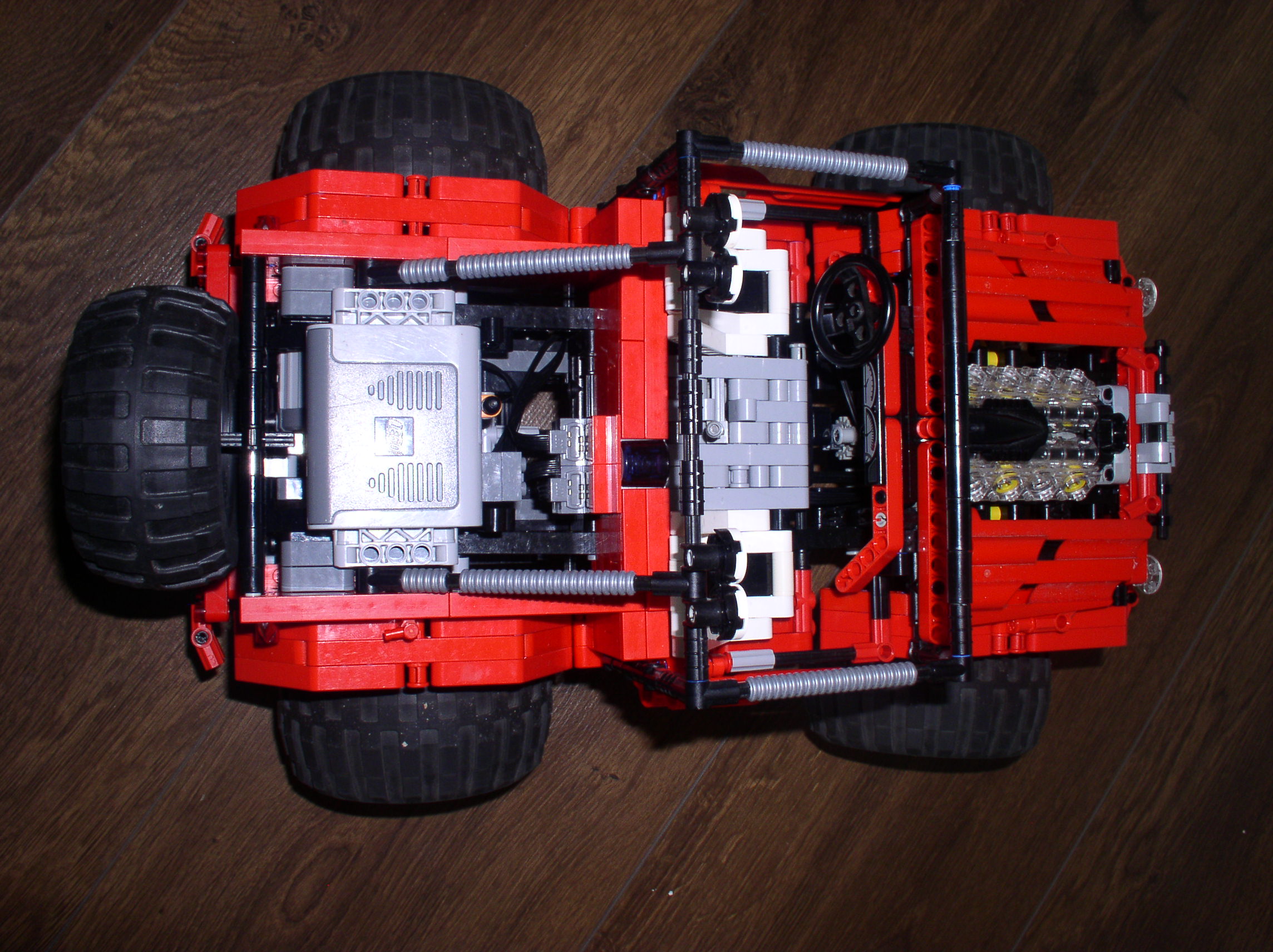 red-jeep-remote-control-07.jpg