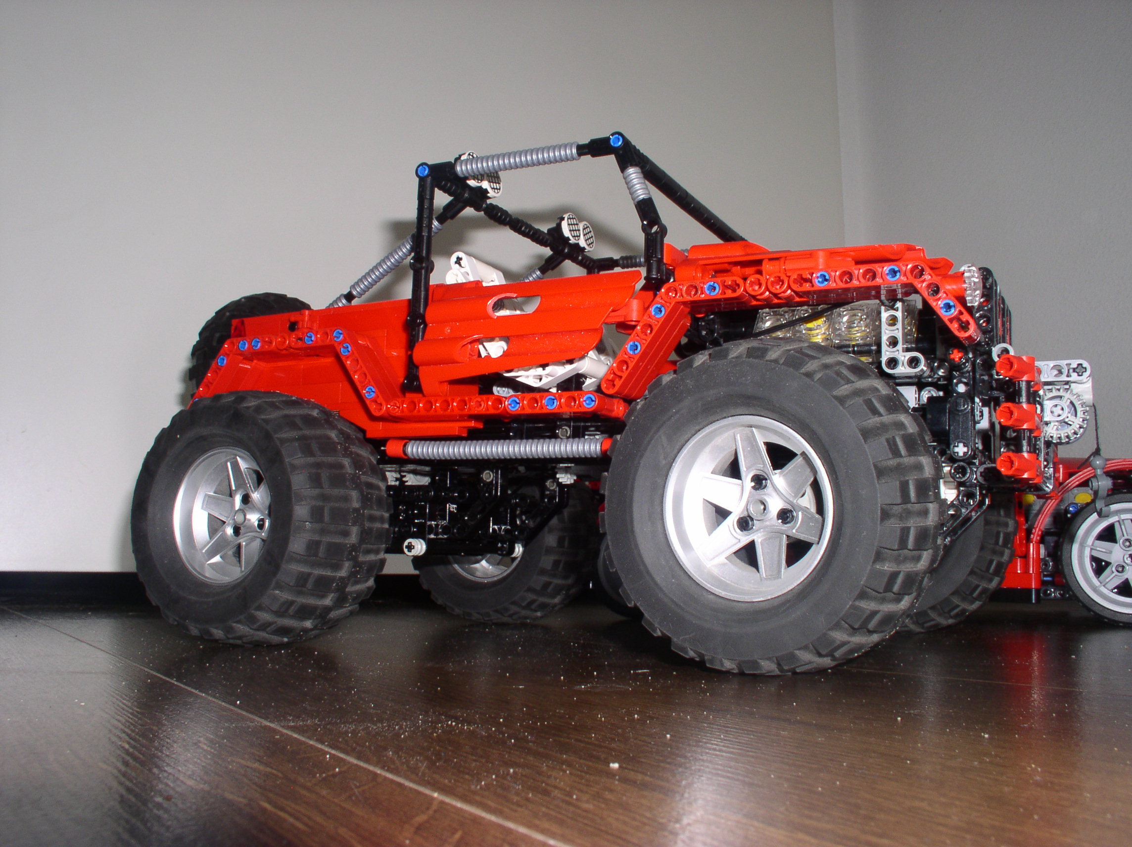 red-jeep-remote-control-15.jpg