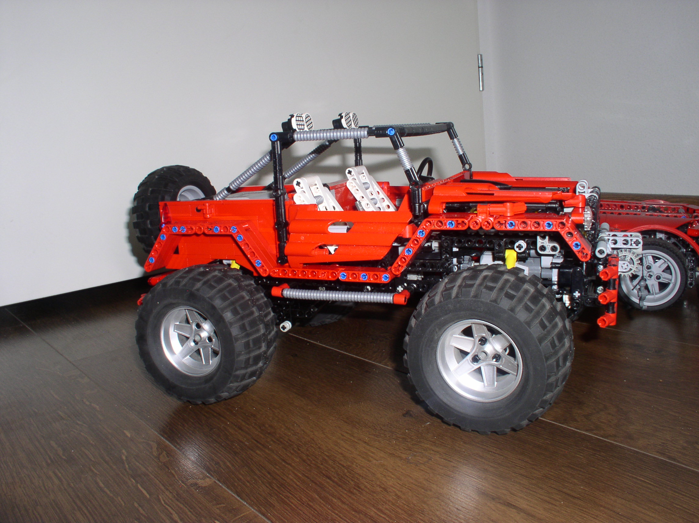 red-jeep-remote-control-16.jpg