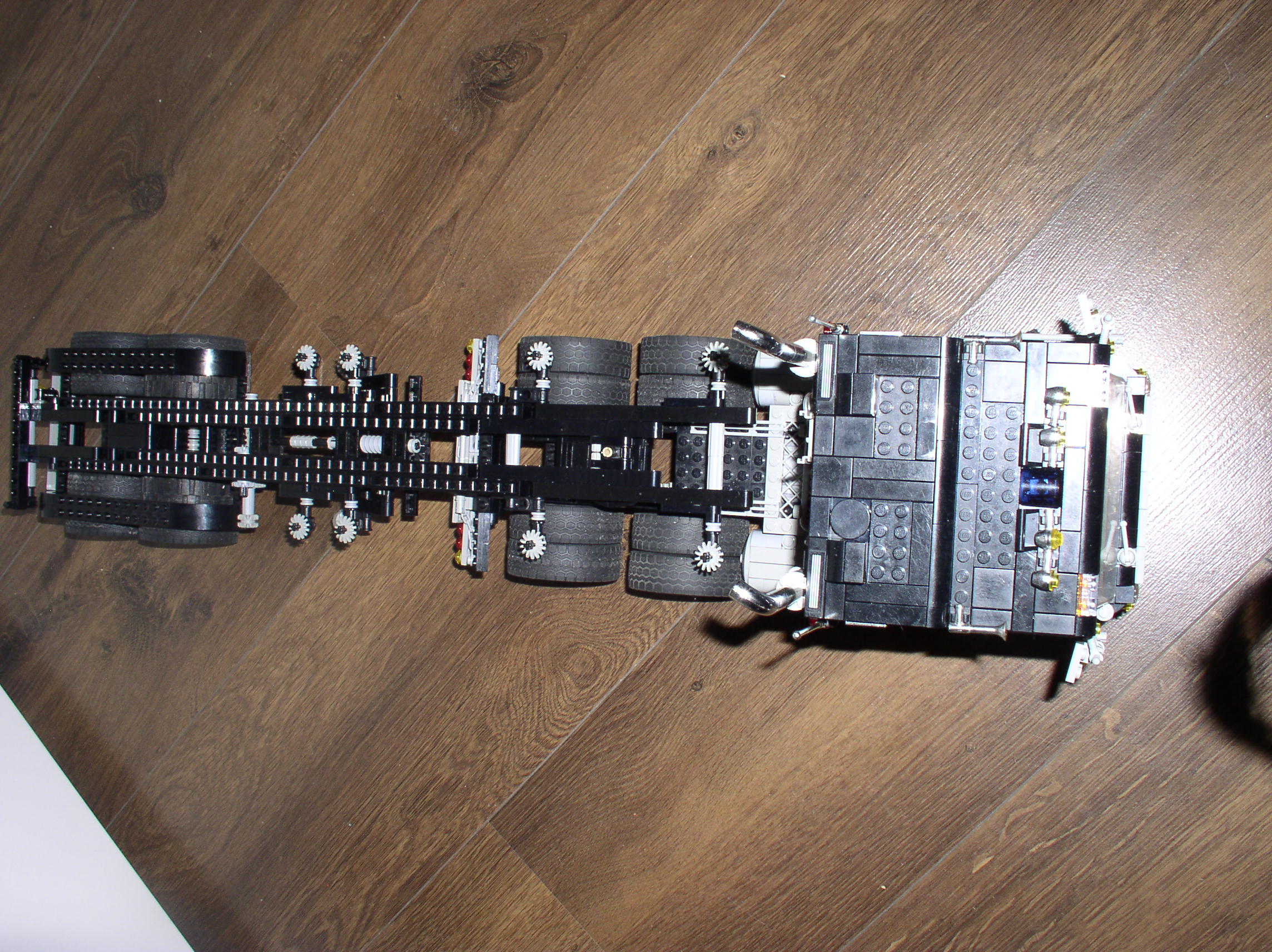 5571-truck-containertrailer-remote-control-11.jpg