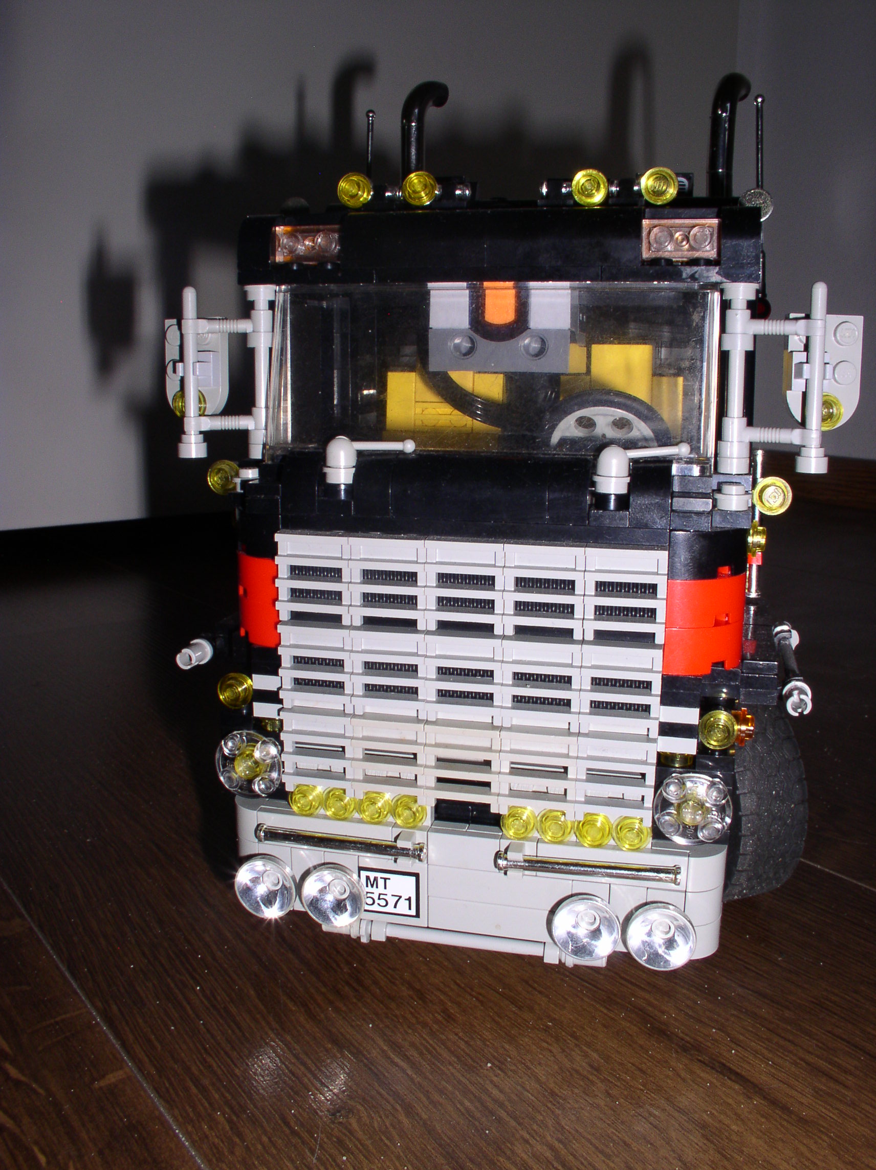 5571-truck-containertrailer-remote-control-16.jpg