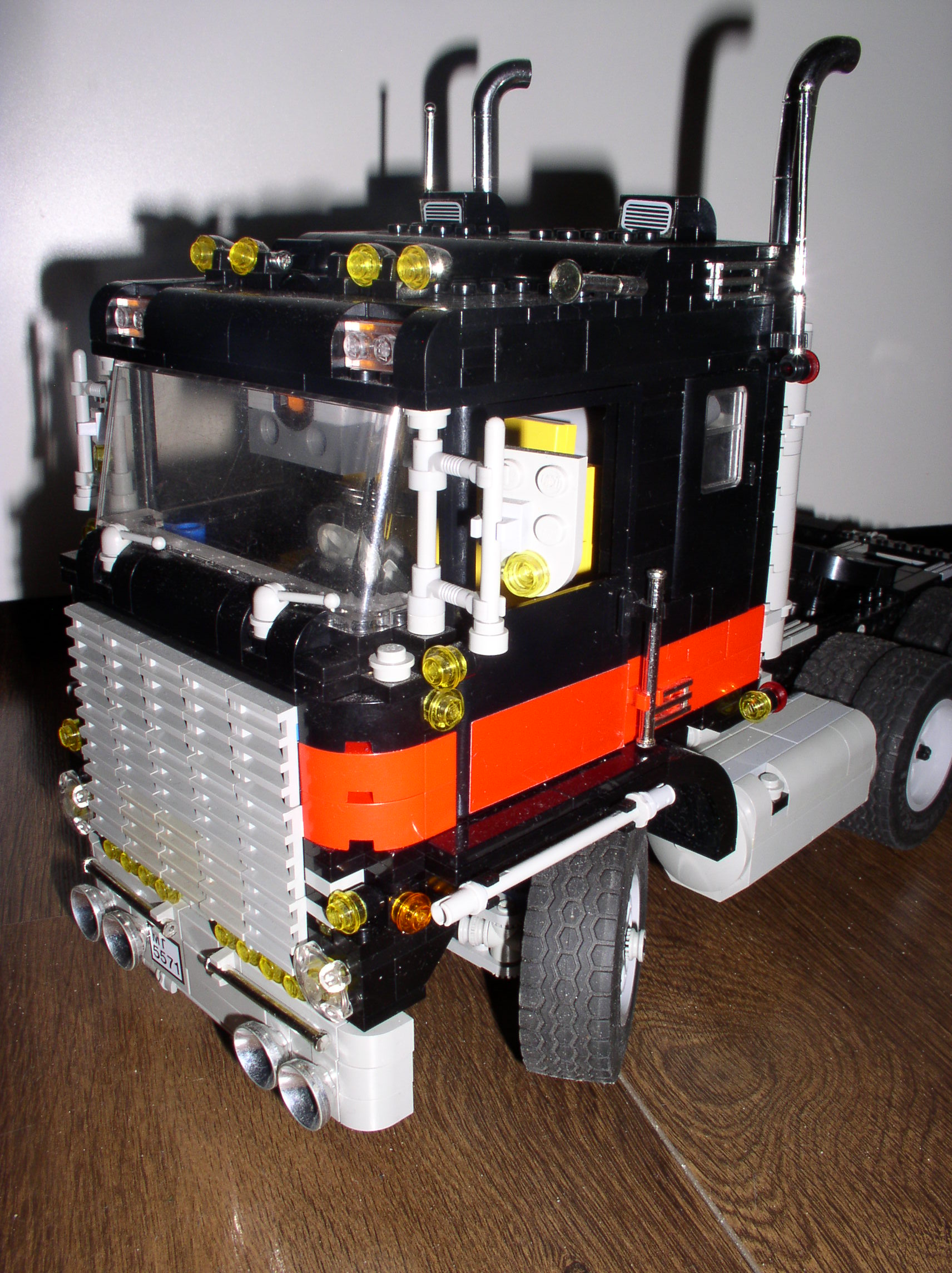 5571-truck-containertrailer-remote-control-37.jpg