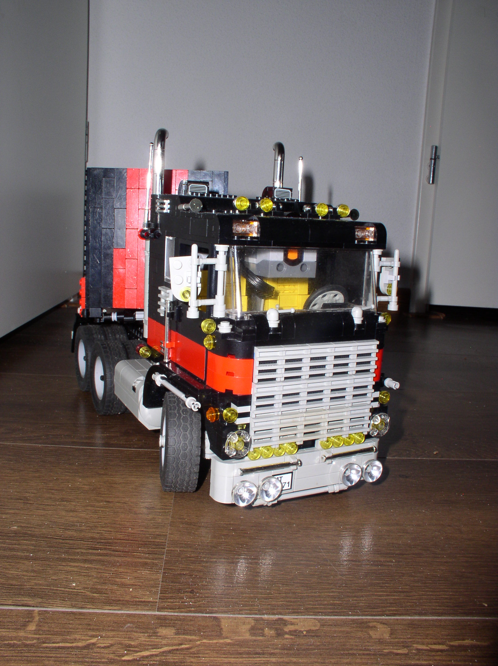 5571-truck-containertrailer-remote-control-54.jpg