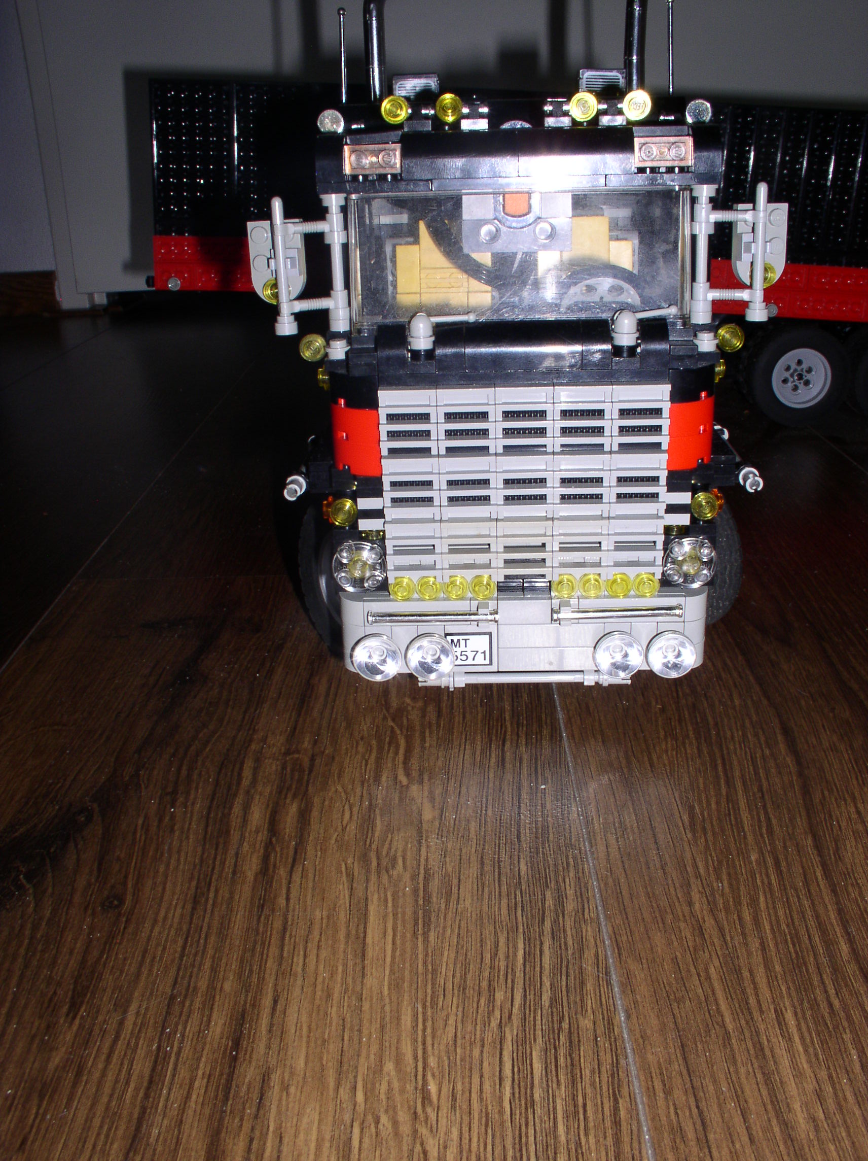 5571-truck-containertrailer-remote-control-6.jpg