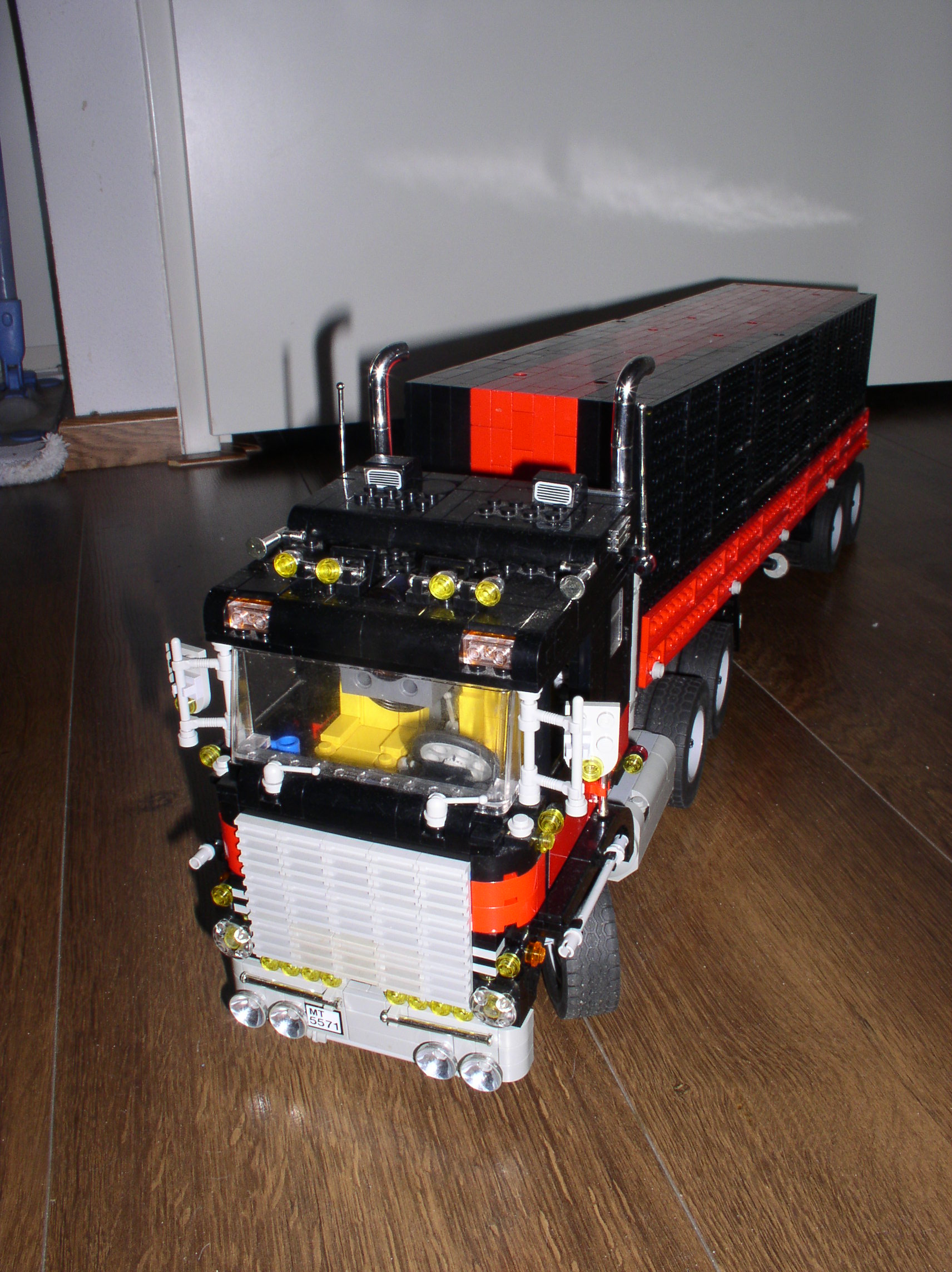 5571-truck-containertrailer-remote-control-60.jpg