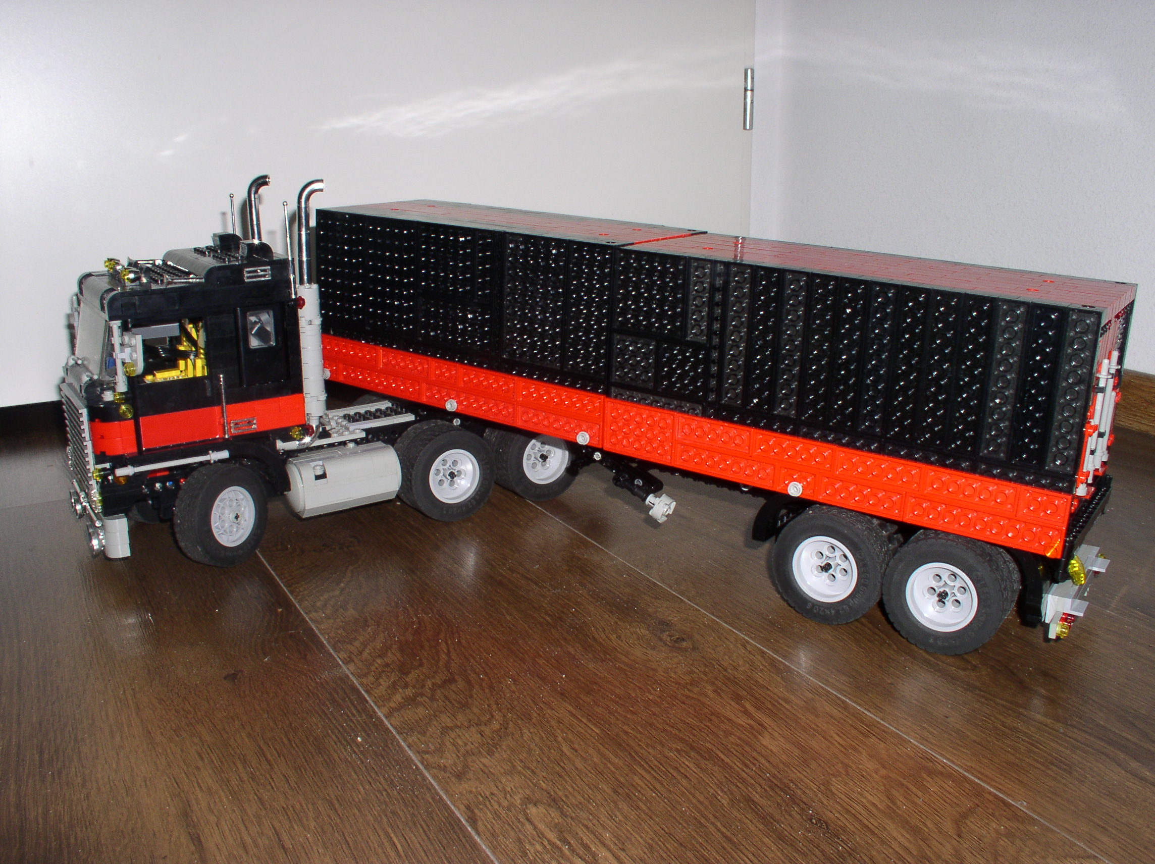 5571-truck-containertrailer-remote-control-69.jpg