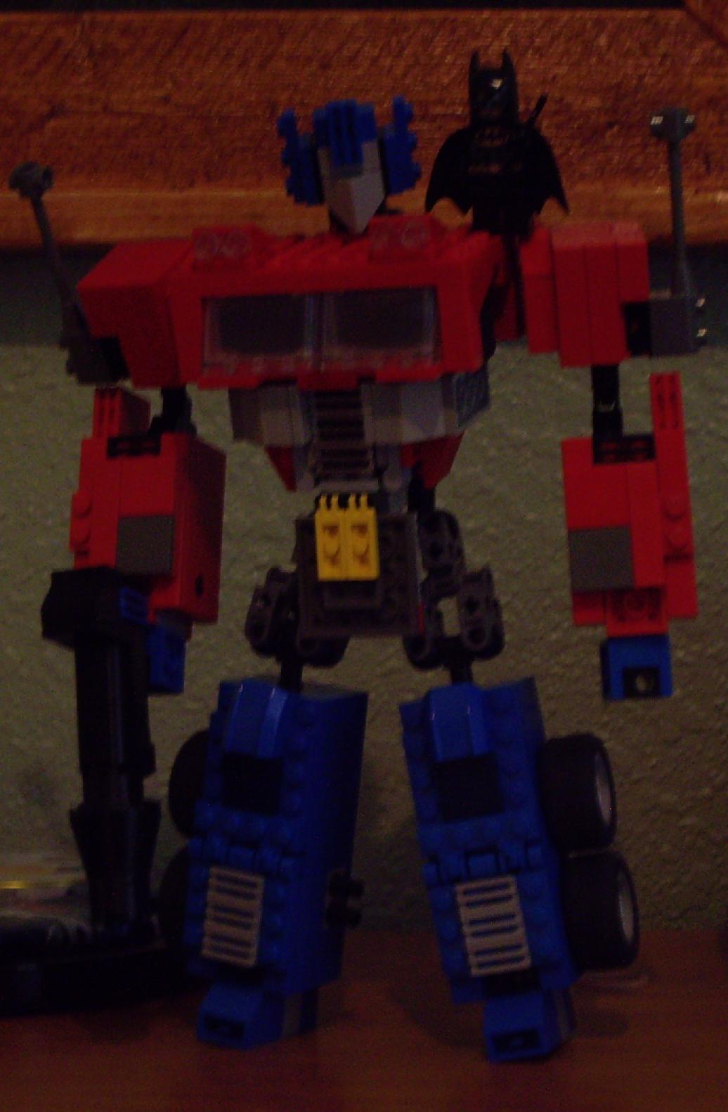 optimus_robot_mode.jpg