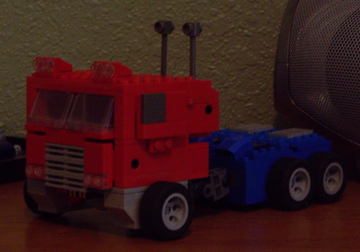optimus_truck_mode.jpg