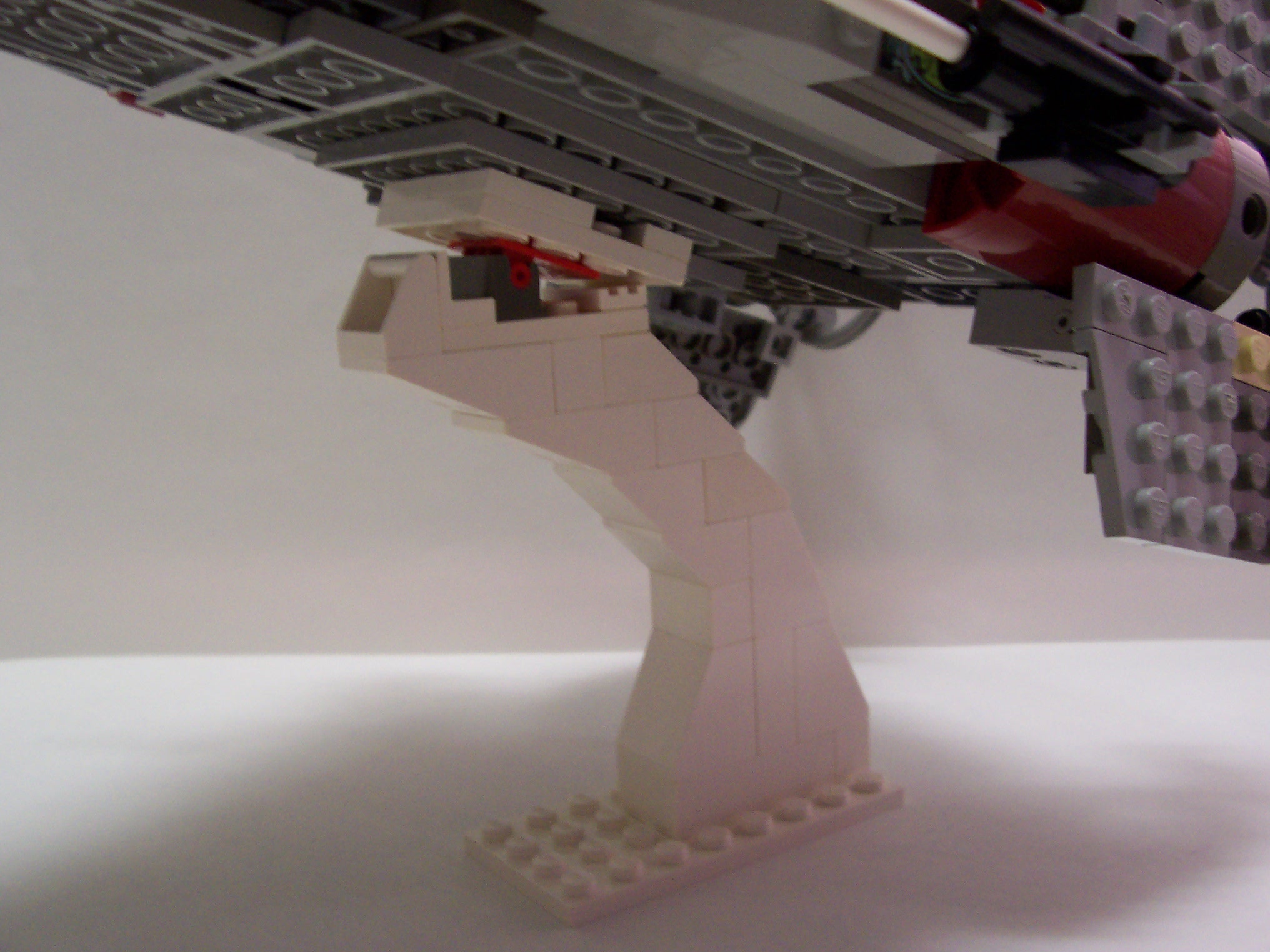 a-wing_stand.jpg