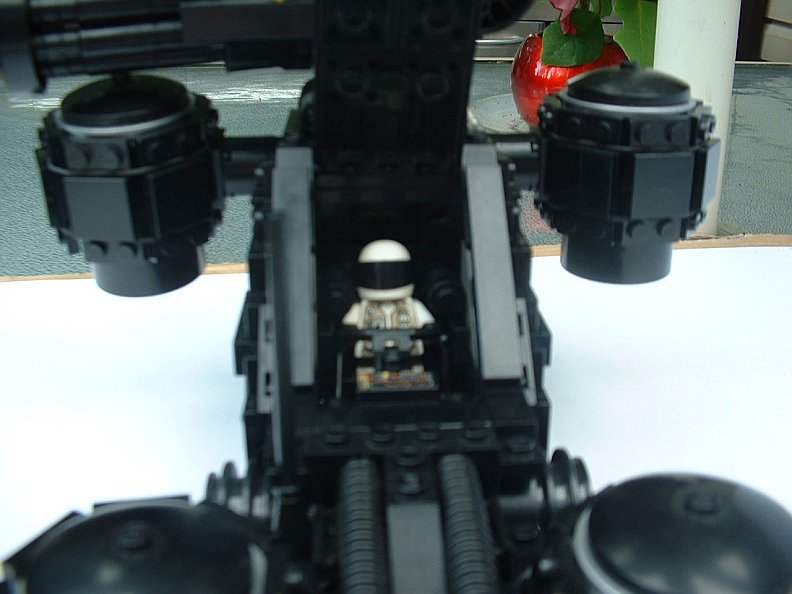 015cockpit_occupied.jpg