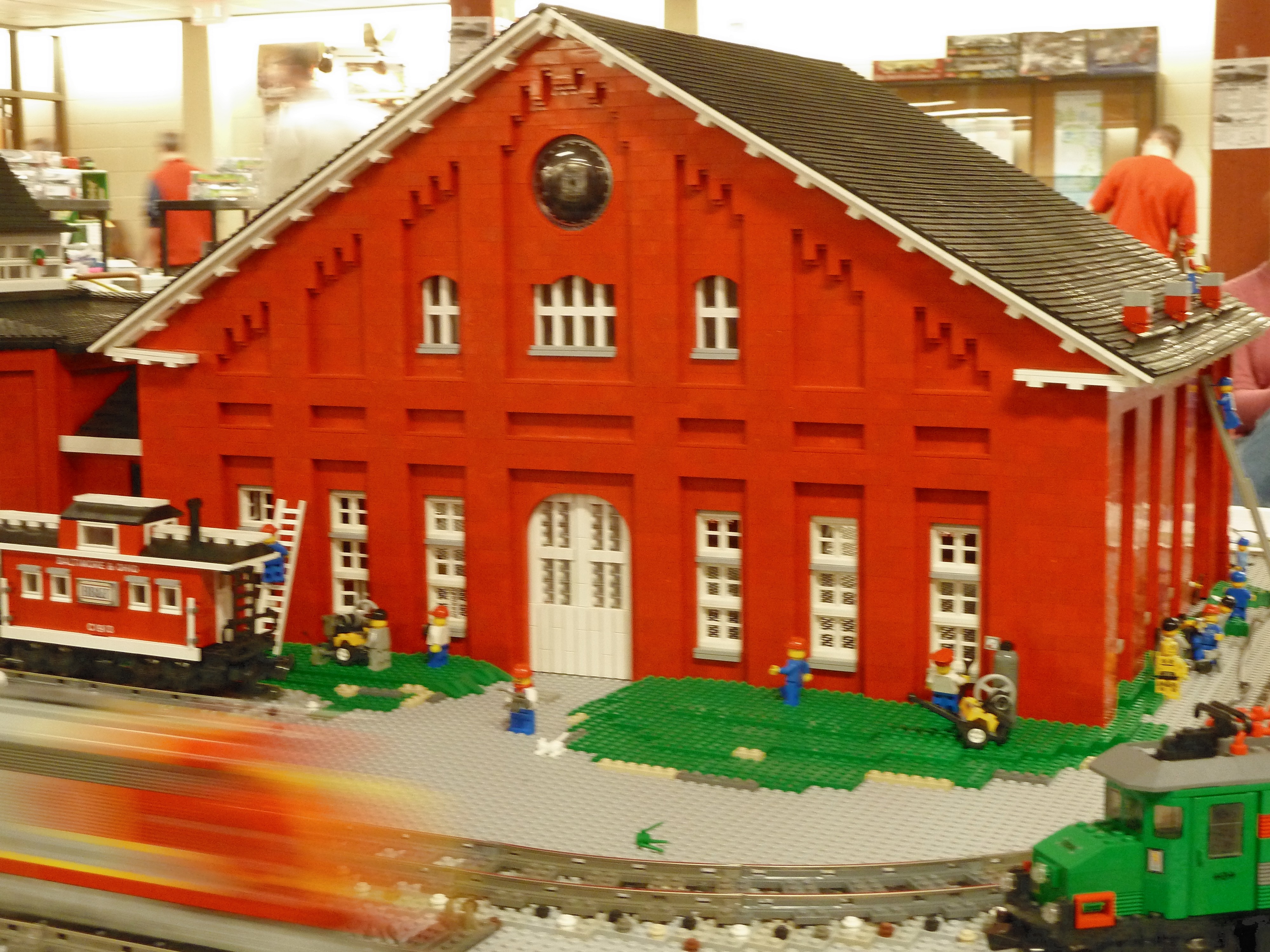 martinsburg_roundhouse06.jpg