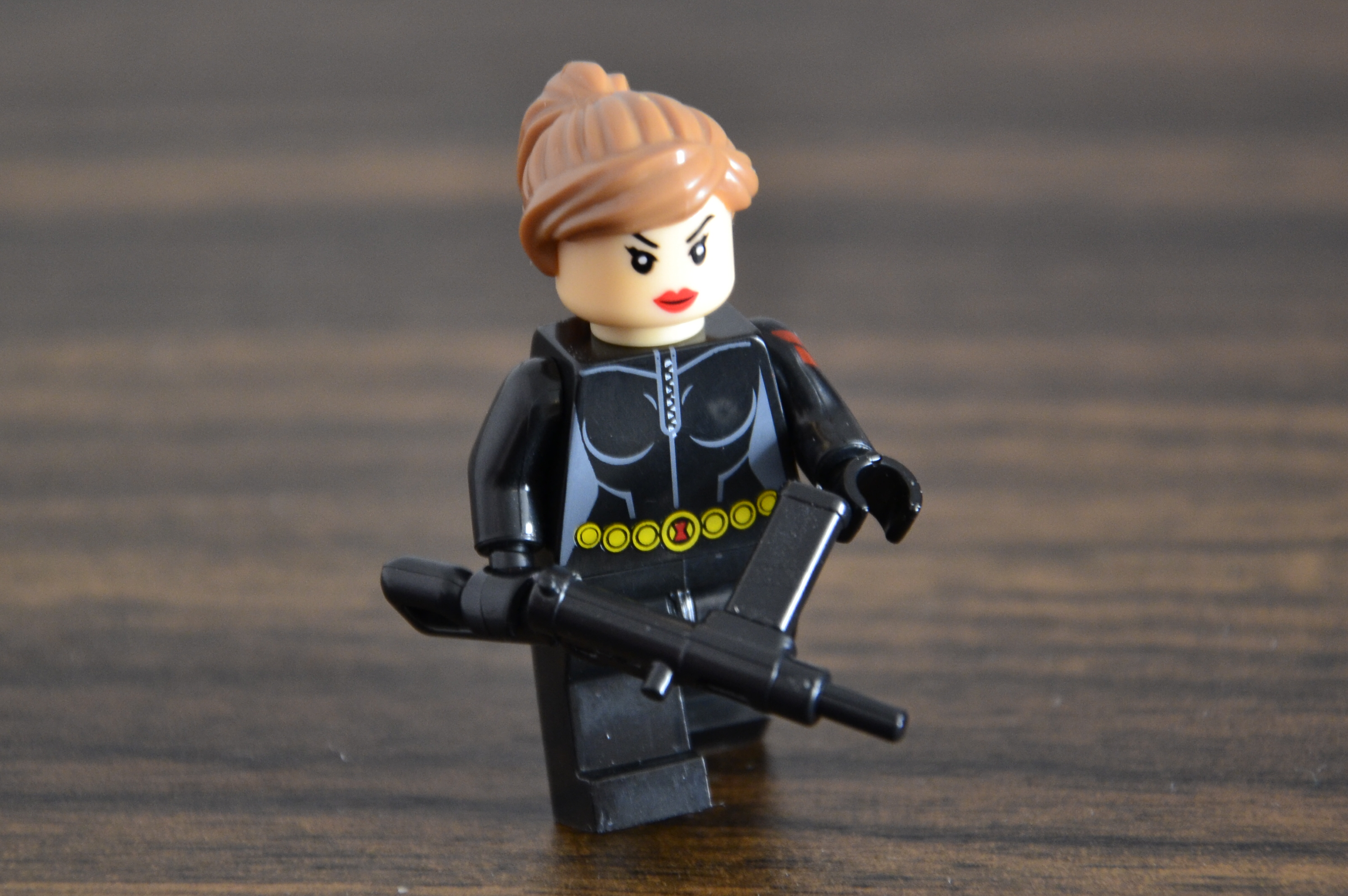 elite_guard_woman_ss_3.jpg