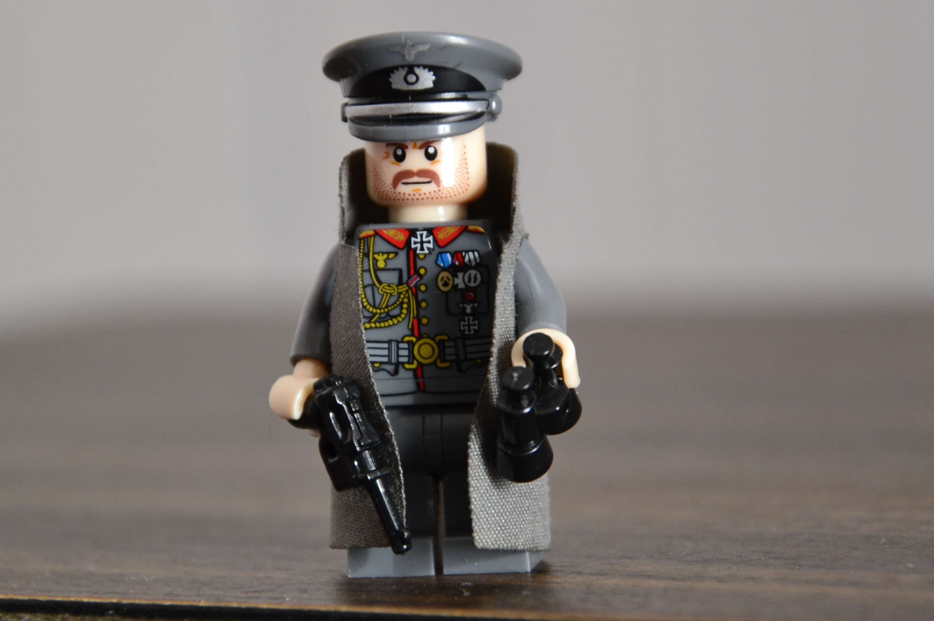 officer_2.jpg
