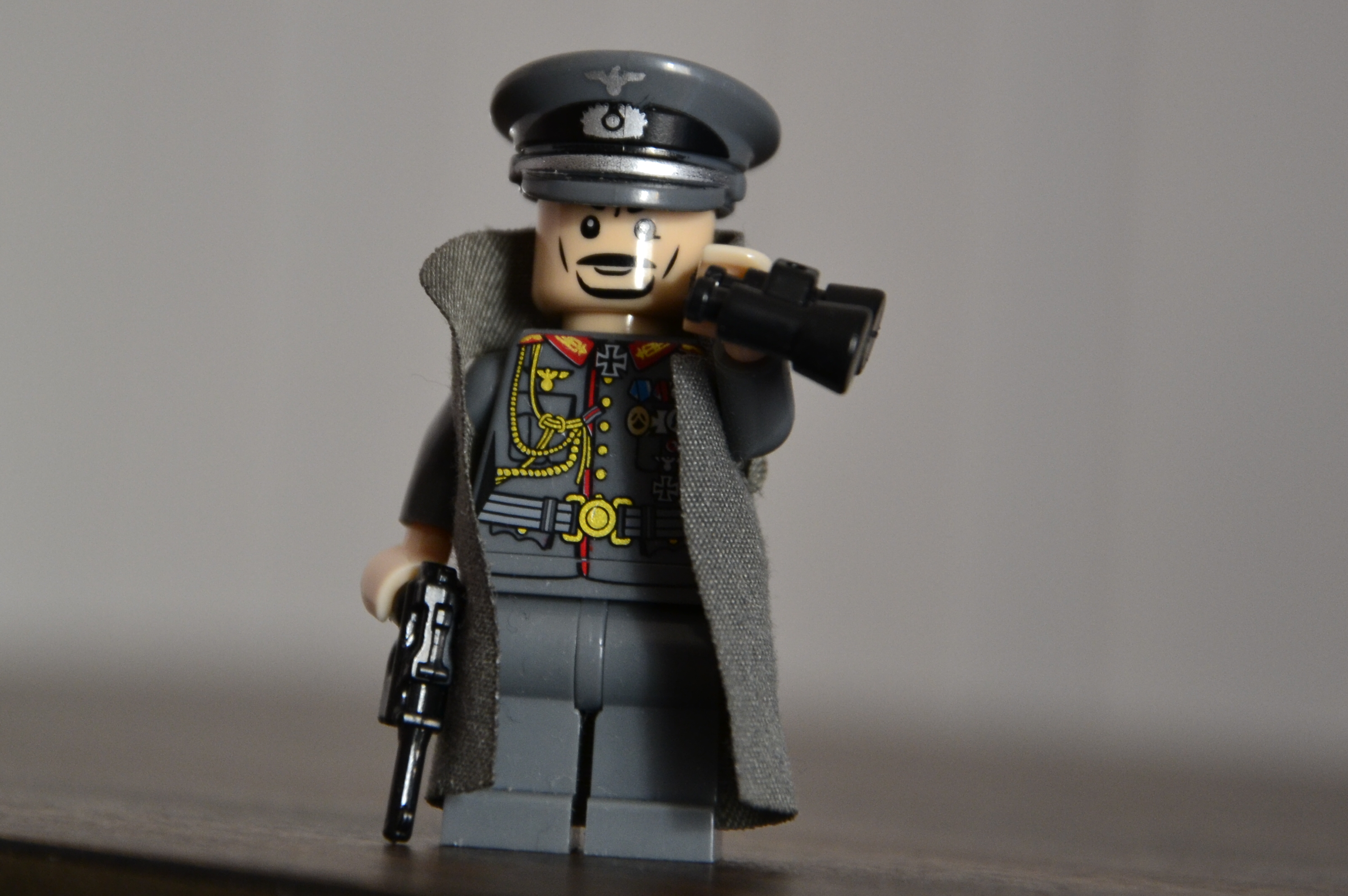 officer_3.jpg