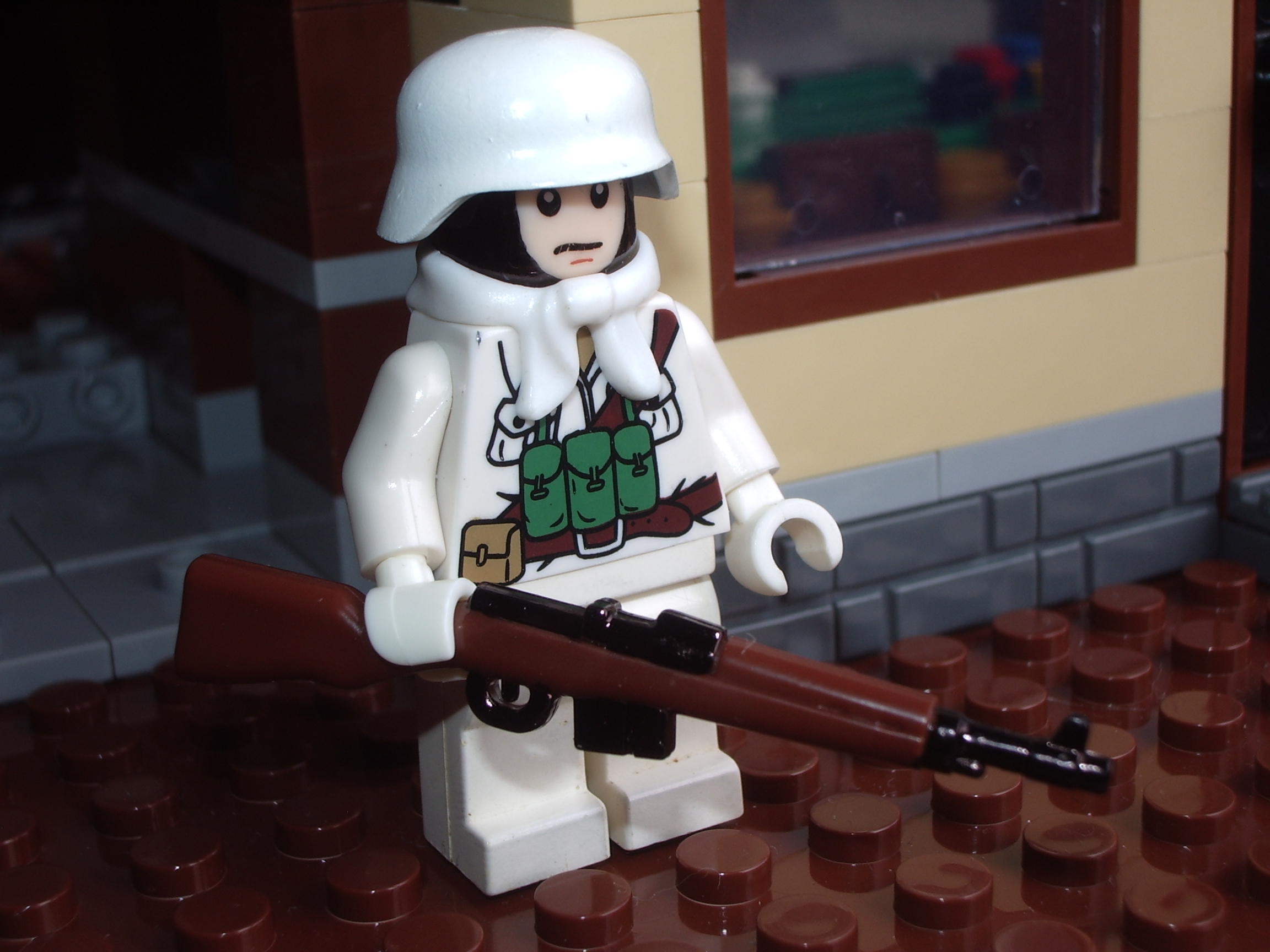 soldier_snow_uniform.jpg