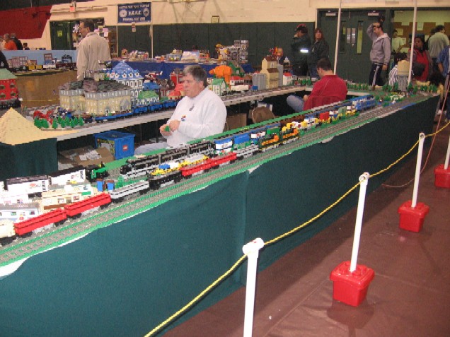 2006_fulton_train_show_004.jpg