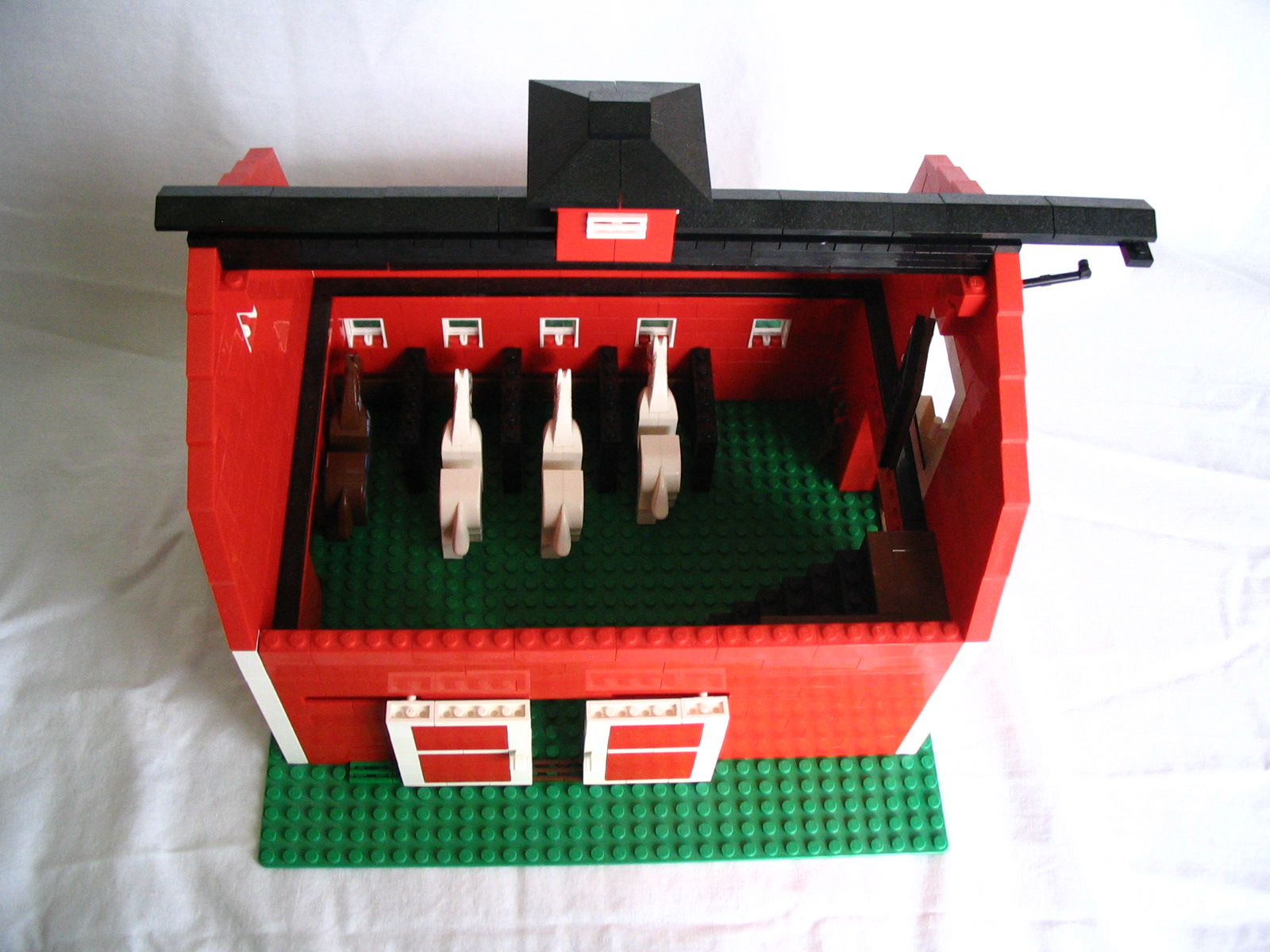 111_barn.jpg