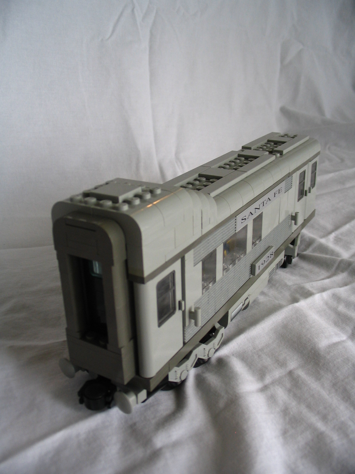 106_sf_high_level-baggage_car.jpg