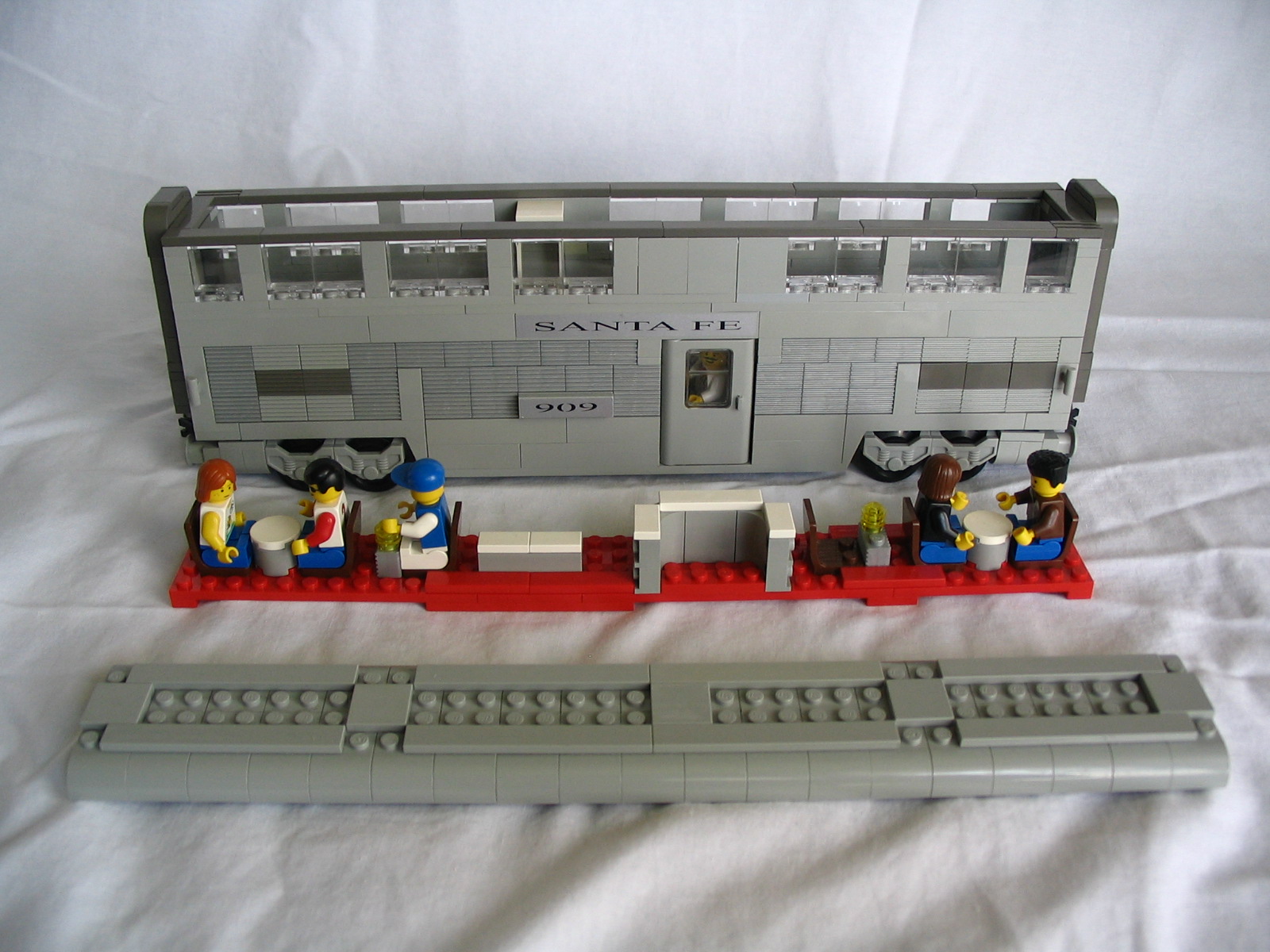 104_sf_high_level-dining_car.jpg