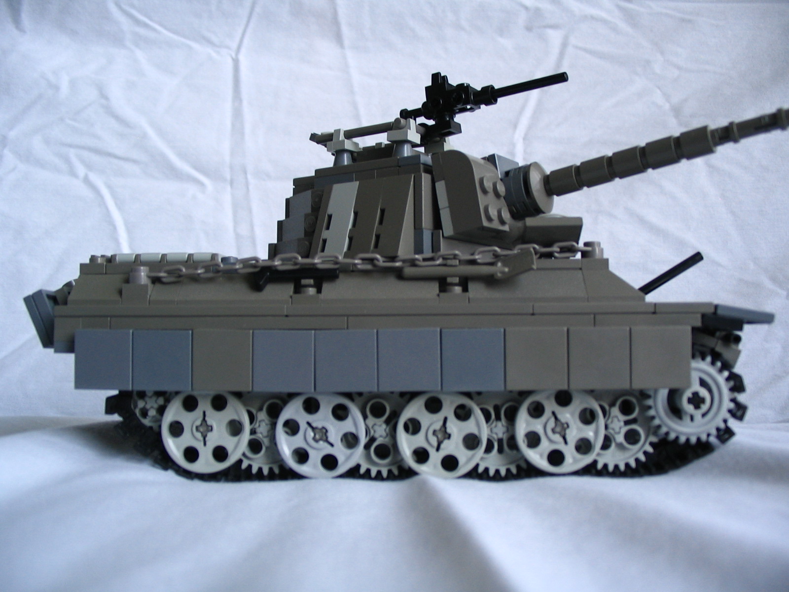 104_tank-panther.jpg