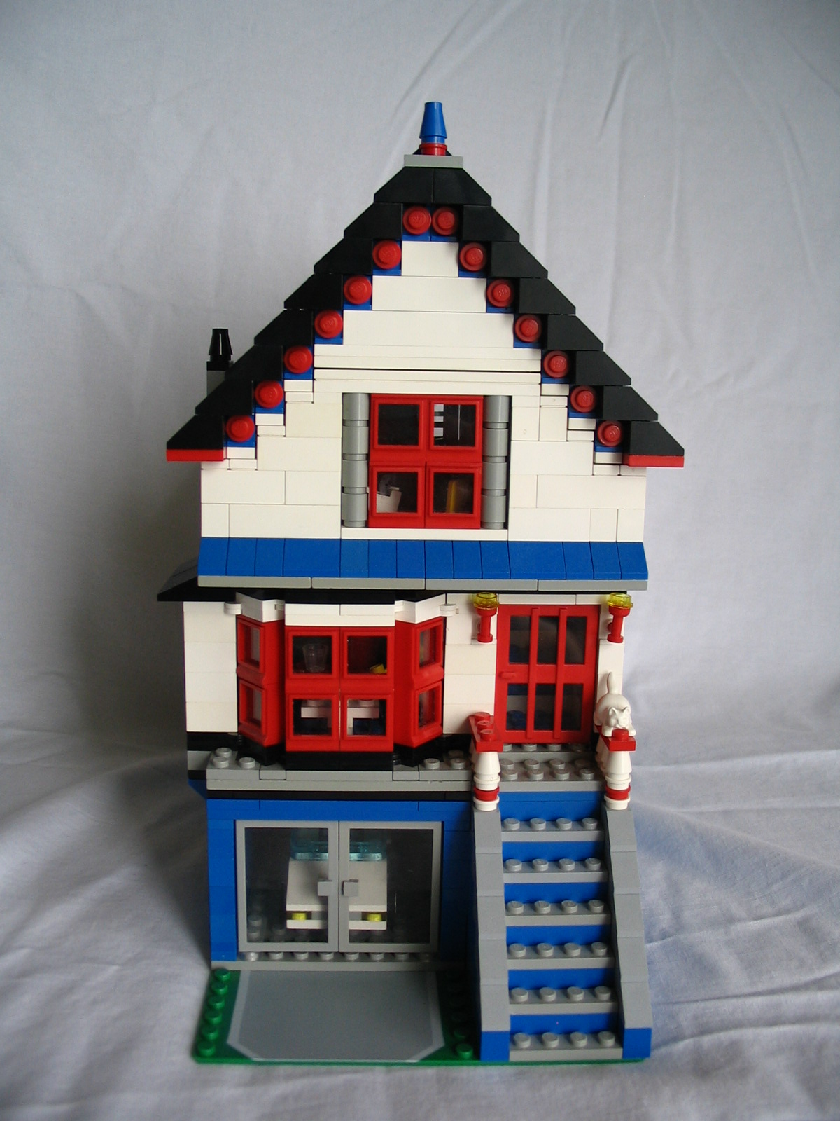 102_victorian_house.jpg