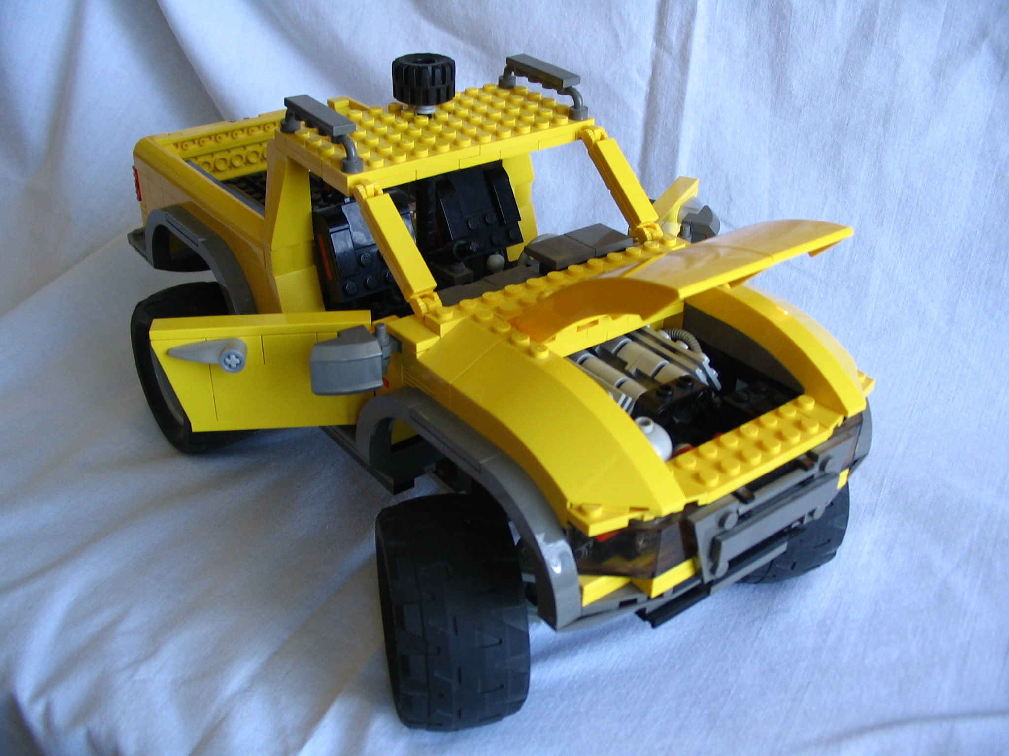 103_yel_truck.jpg