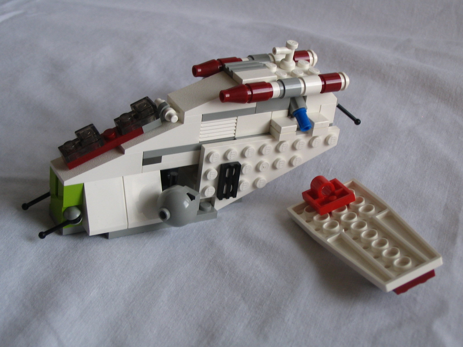 102_mini_gunship.jpg