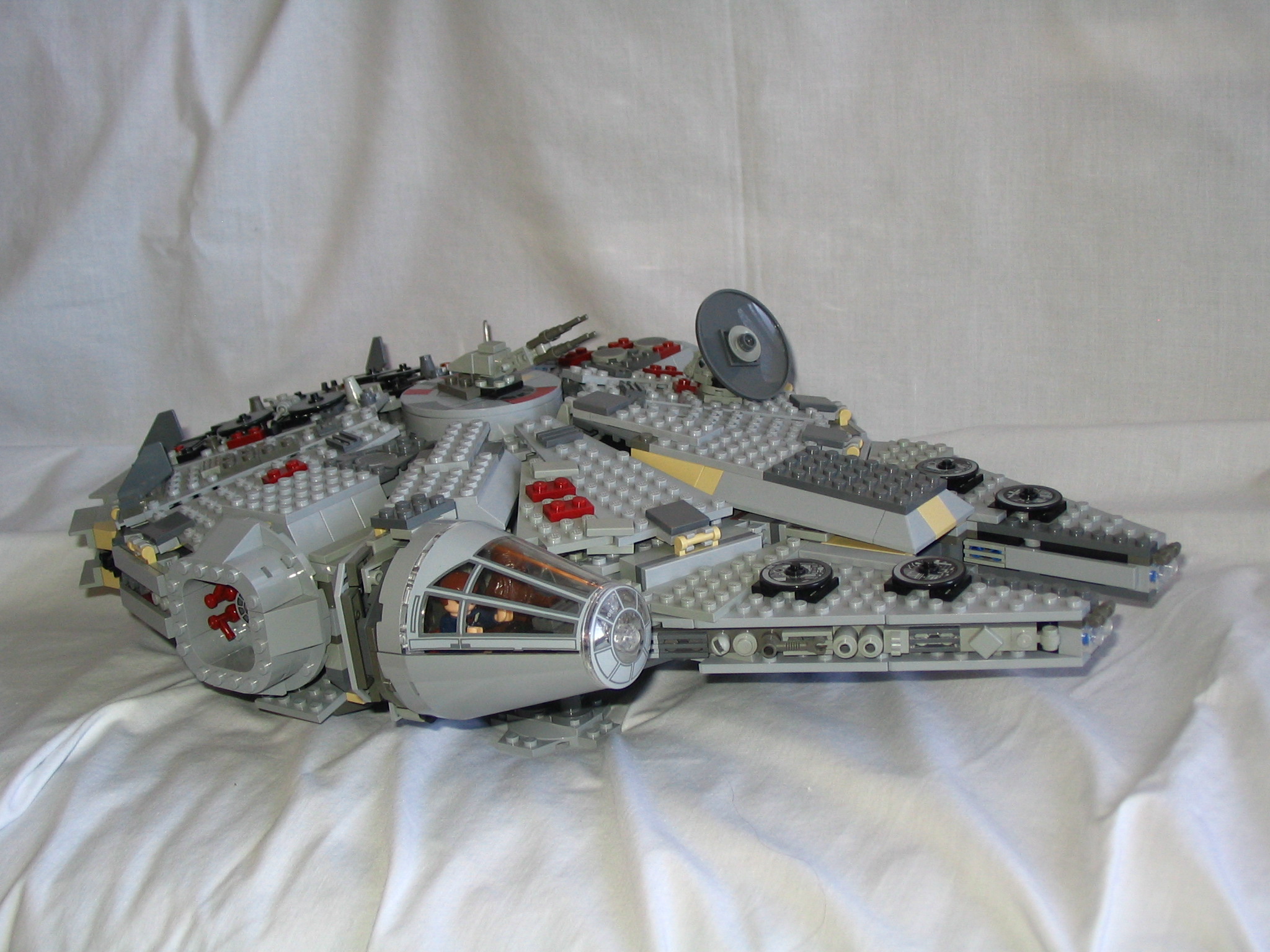 103_mil_falcon.jpg