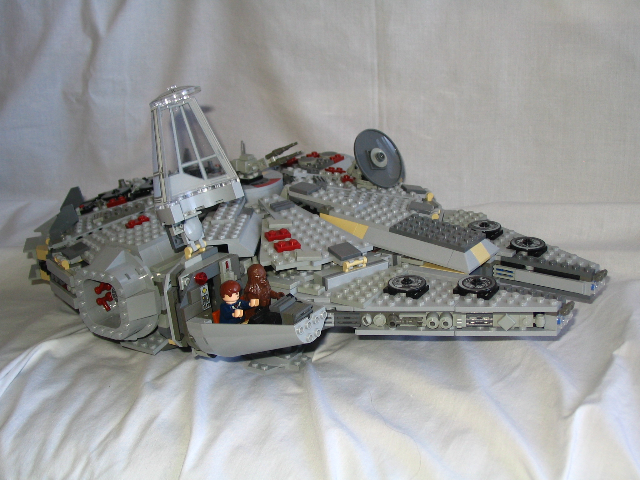 104_mil_falcon.jpg