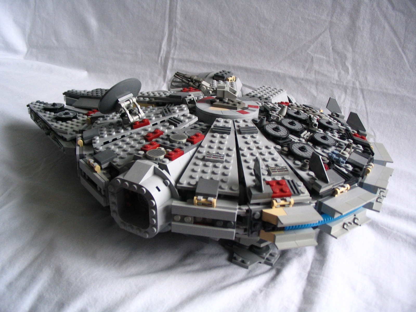 110_mil_falcon.jpg
