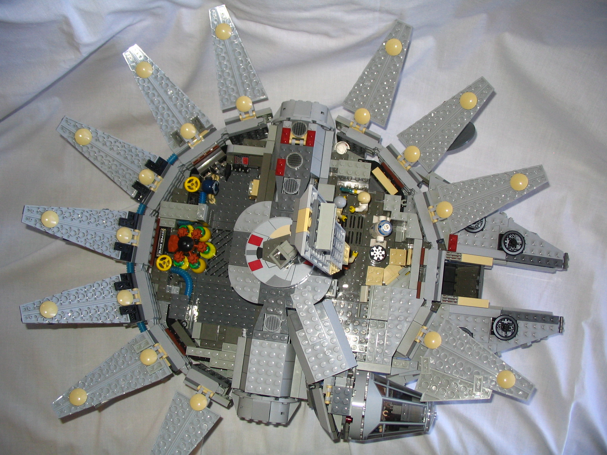 114_mil_falcon.jpg