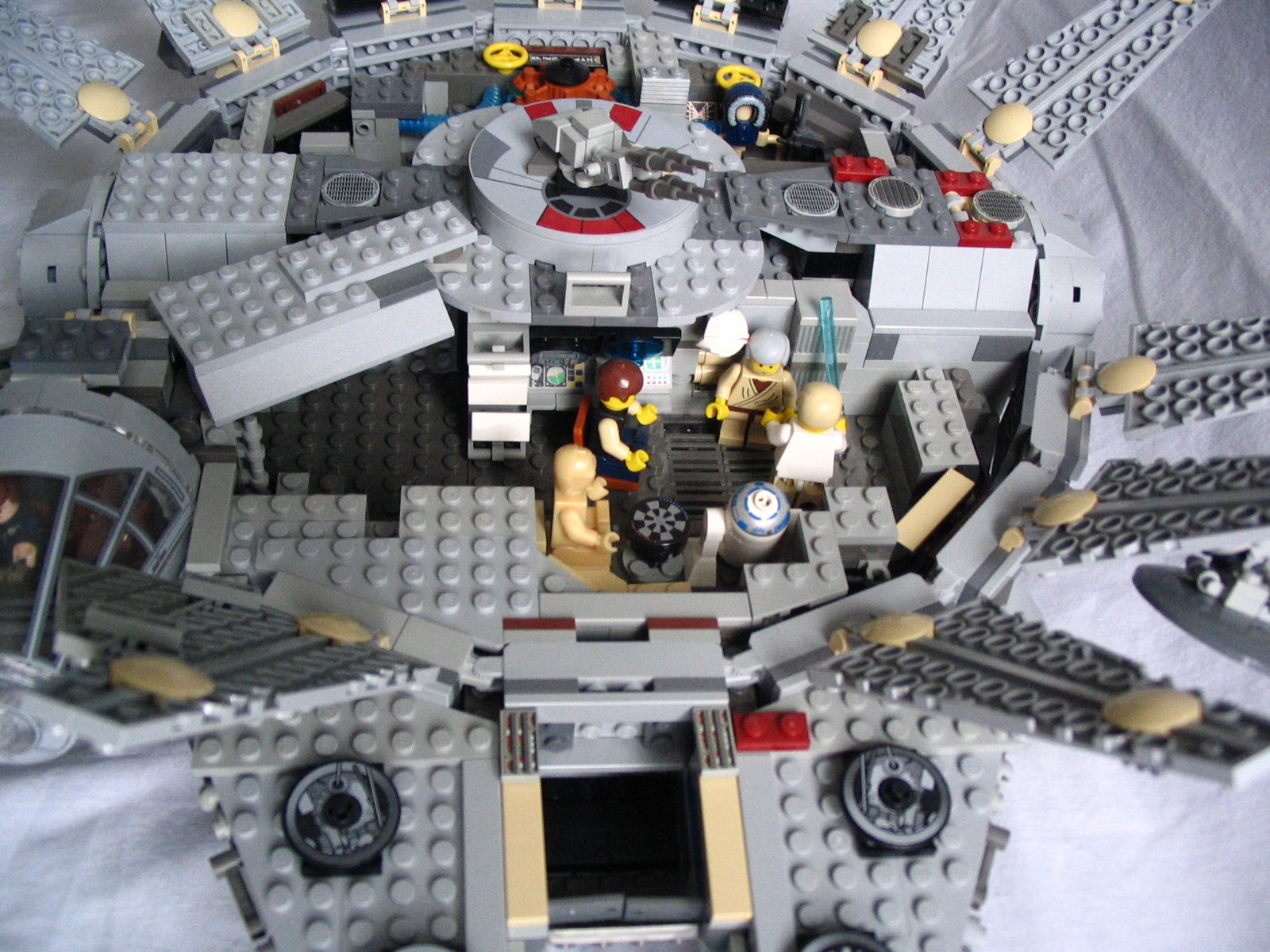 117_mil_falcon.jpg